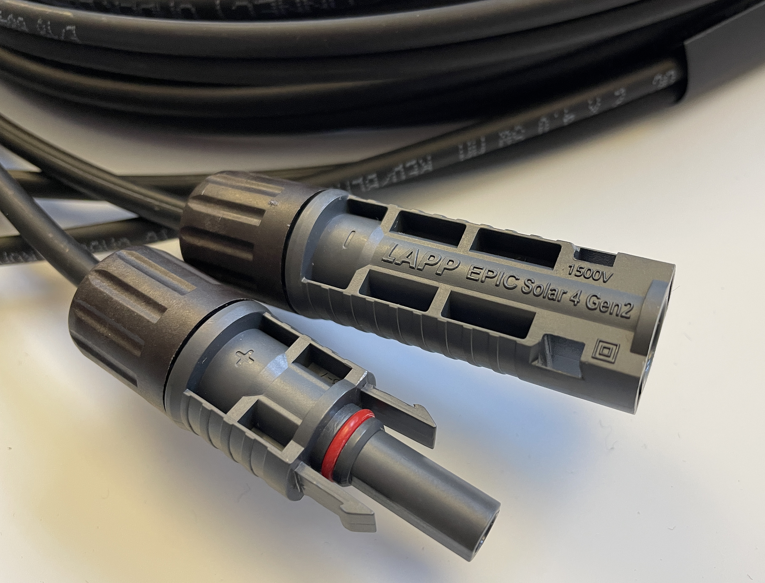 Robustes Kabel: MC4 auf MC4