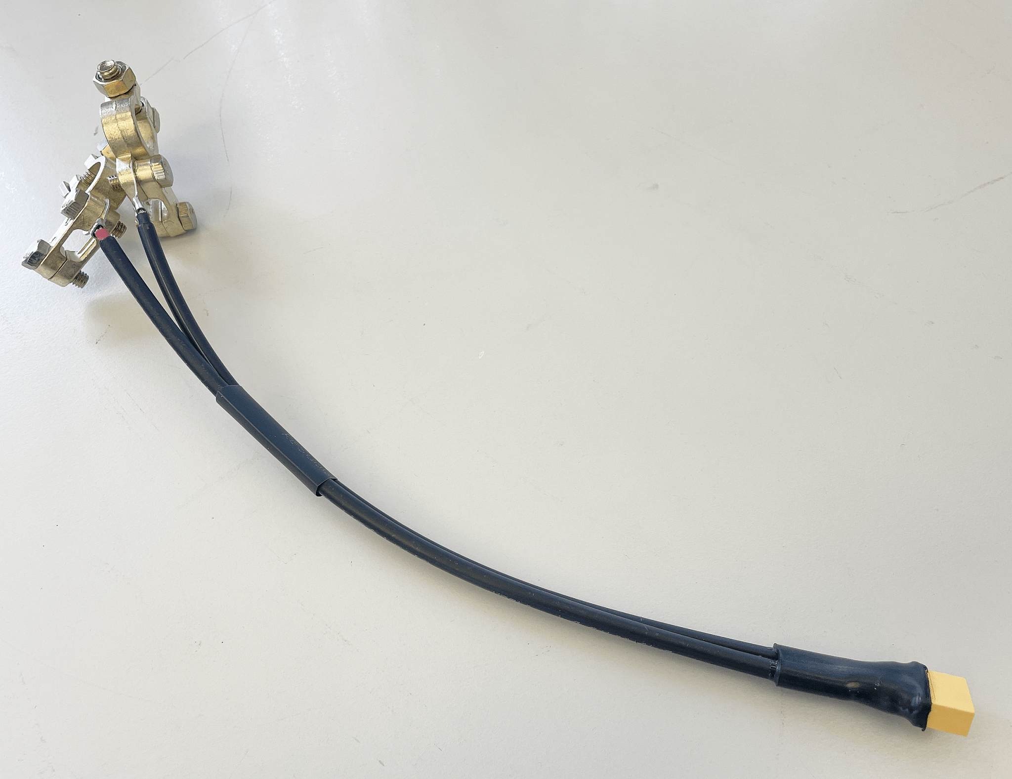 Adapter: XT60 - Stecker (male) auf Batteriepol - Schraubverschluss - Novon Energy