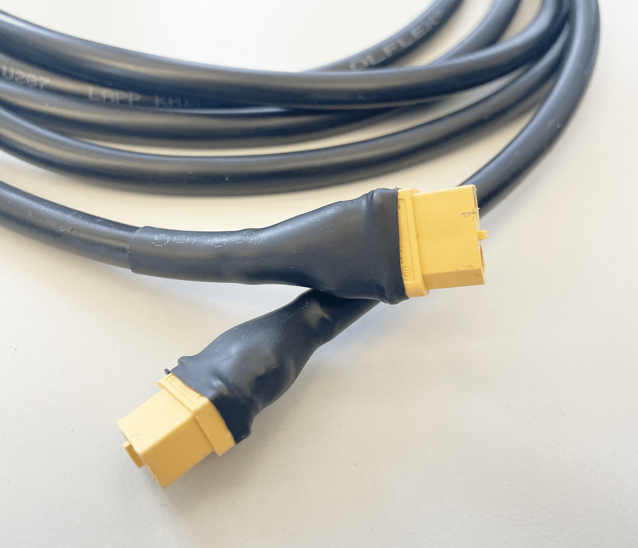 Flexibles Kabel: XT60 - Buchse (female) auf XT60 - Buchse (female) - Novon Energy